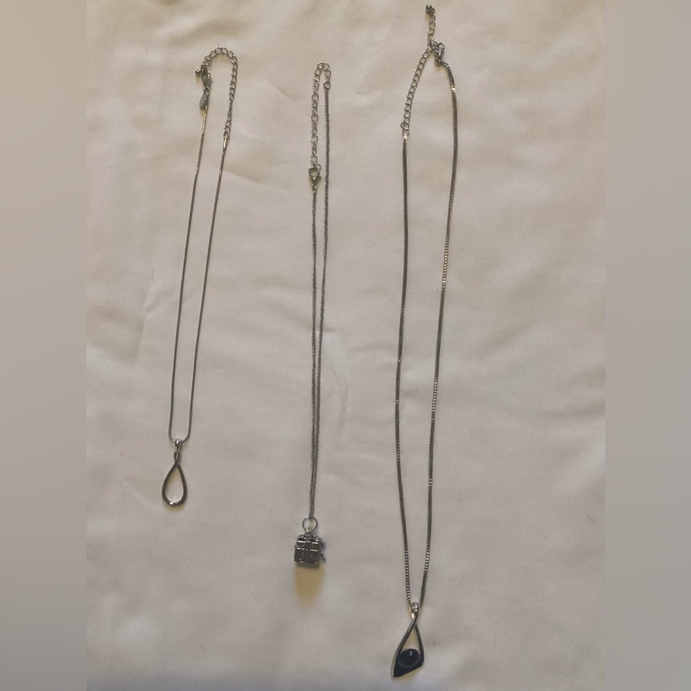 Lot of 3 Costume Jewelry Necklaces Silver-tone
